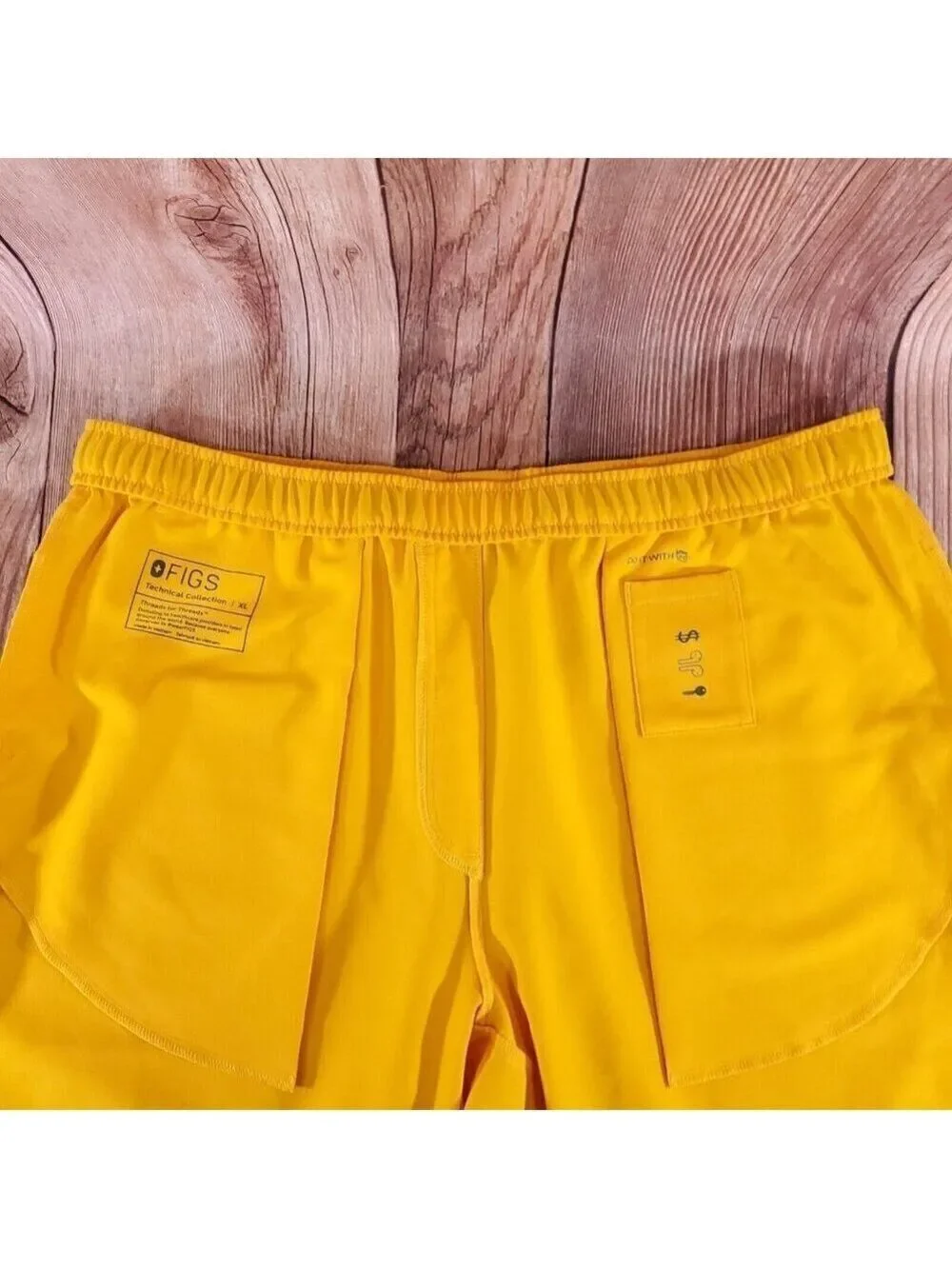 Figs Mens Size XL Tansen Scrub Pants Joggers Limited Edition Emergency Yellow